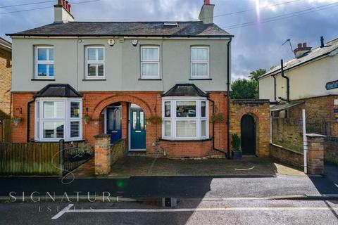 3 bedroom semi-detached house for sale, Marlin Square, Abbots Langley