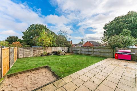 3 bedroom semi-detached house for sale, Christie Close, Dereham