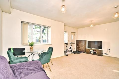 2 bedroom flat for sale, The Trinity, Bolton BL3