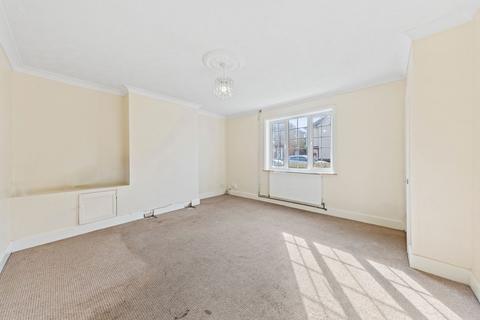 3 bedroom end of terrace house for sale, Spencer Street, Kettering NN14