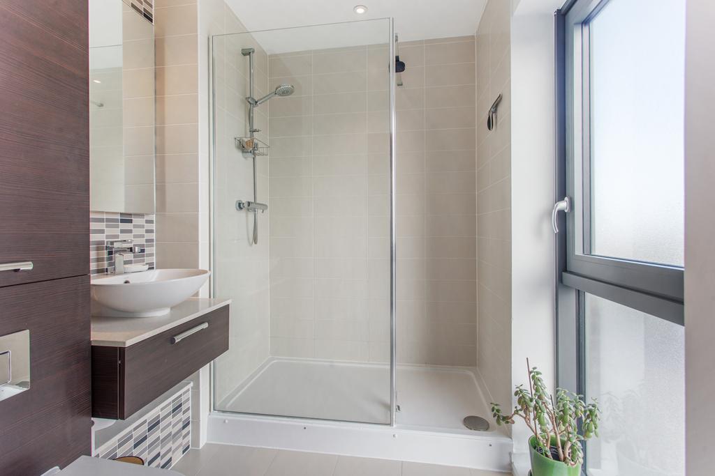 En Suite Bathroom