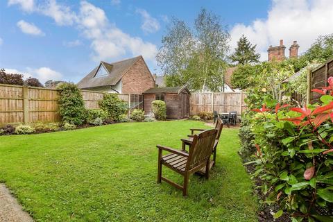 4 bedroom detached house for sale, Hemnall Street, Epping, Essex