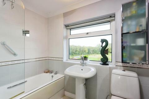71 Bramley Garth, York, YO31 0PQ