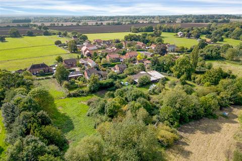 2 bedroom farm house for sale, Skye Farm, Moor Lane, Syerston, Newark NG23 5NA