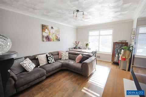 2 bedroom flat for sale, Sherbourne Road, Hove