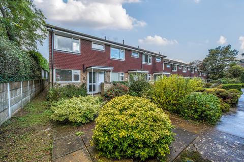 2 bedroom end of terrace house for sale, Lower Edgeborough Road, Guildford, GU1