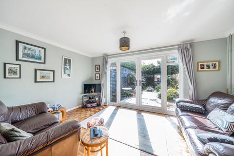 2 bedroom end of terrace house for sale, Lower Edgeborough Road, Guildford, GU1