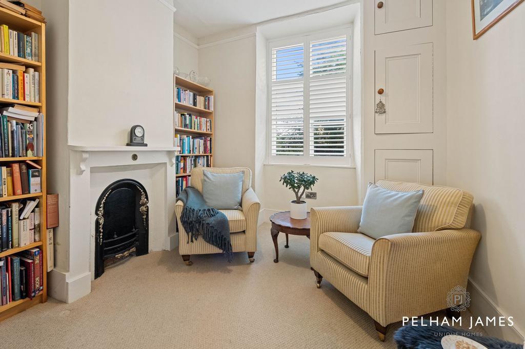 Library, Flore&#39;s House, Oakham