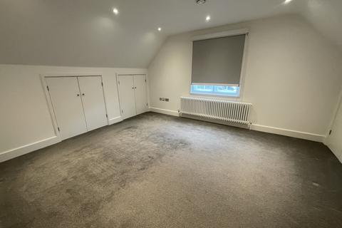 2 bedroom duplex to rent, Hanningtons Lane, Brighton BN1