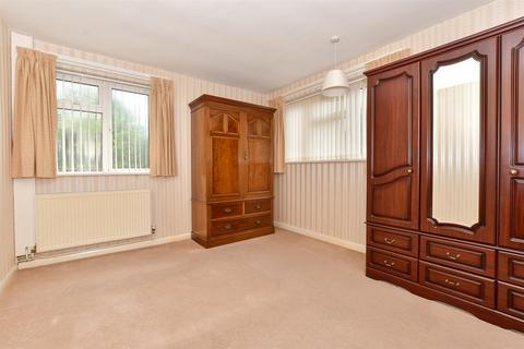 31 Heather Drive, St Michaels, Tenterden, TN30 6PL