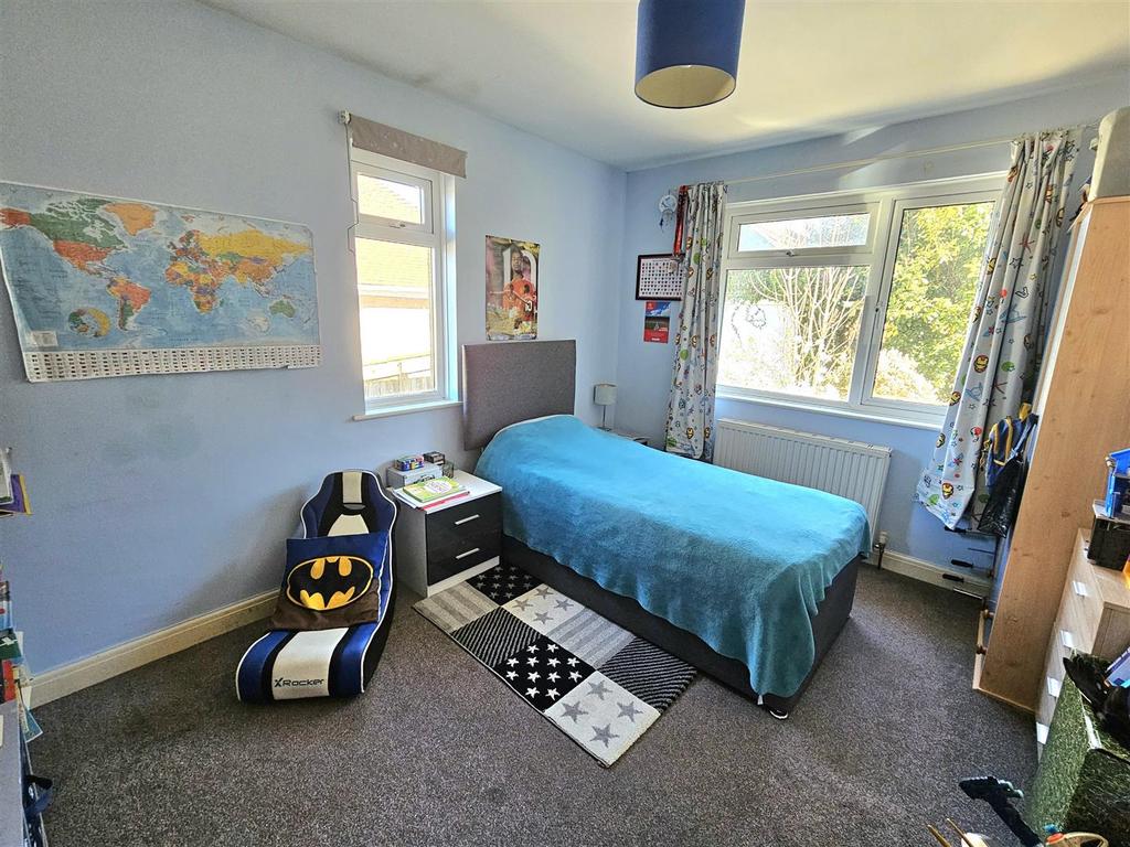 Bedroom 2 new.jpg