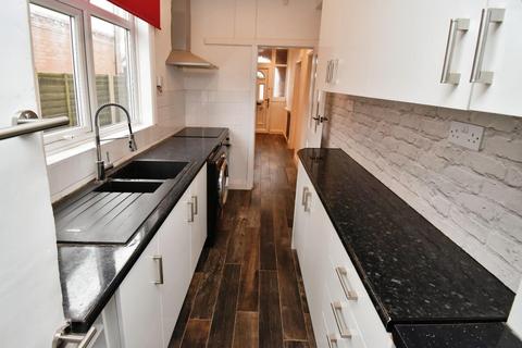 3 bedroom semi-detached house for sale, Little Glen Road, Glen Parva, Leicester