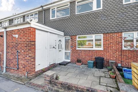 2 bedroom terraced house for sale, Tonge Close, Beckenham