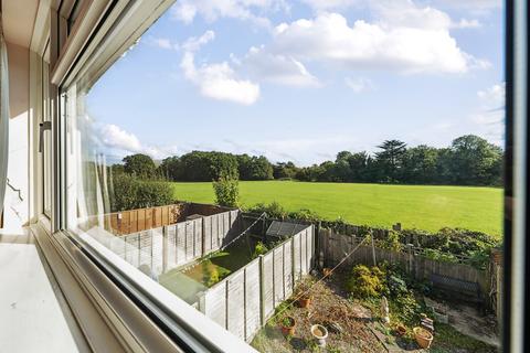 2 bedroom terraced house for sale, Tonge Close, Beckenham