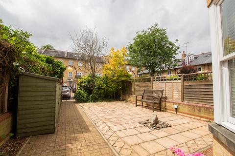 4 bedroom house to rent, Brookside, Cambridge, CB2