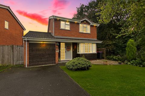 4 bedroom detached house for sale, Ravenhill Drive, Telford TF2