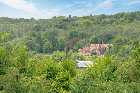 5 bedroom detached house for sale, Harestone Hill, Caterham CR3