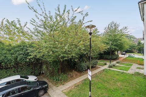 36 Tobermory Close, Slough, SL3 7JG