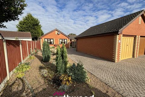 3 bedroom bungalow for sale, Croft Court, Doncaster DN7