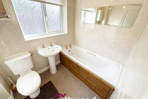 3 bedroom bungalow for sale, Croft Court, Doncaster DN7