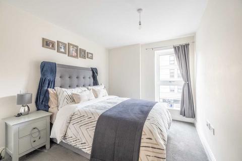 2 bedroom apartment for sale, Windsor Road, Slough SL1