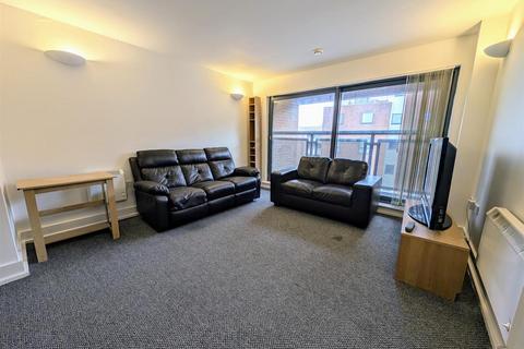 2 bedroom apartment to rent, 10E Moss Street, City Centre