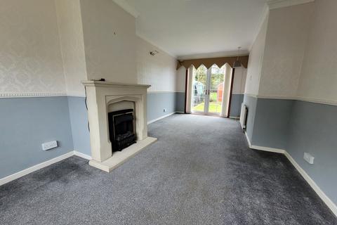 2 bedroom terraced house to rent, Colquhoun Drive, Alexandria G83