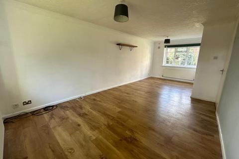 2 bedroom ground floor flat to rent, Justin Close  Fareham  UNFURNISHED