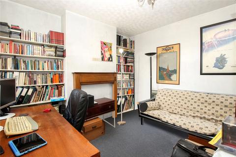 5 Congo Road, London, SE18 1TF
