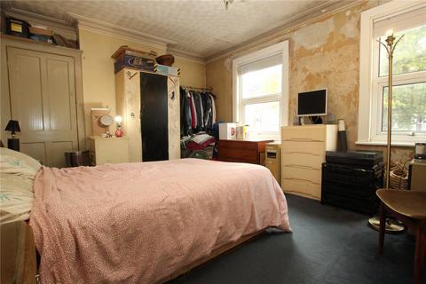 5 Congo Road, London, SE18 1TF