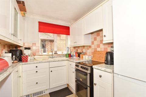 1 bedroom ground floor flat for sale, Alexandra Road, Heathfield, East Sussex