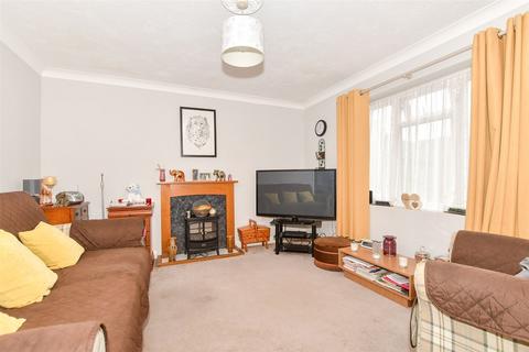 1 bedroom ground floor flat for sale, Alexandra Road, Heathfield, East Sussex