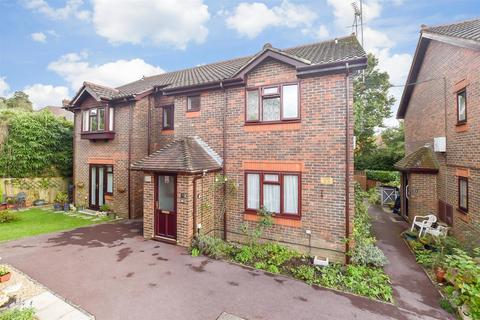 1 bedroom ground floor flat for sale, Alexandra Road, Heathfield, East Sussex