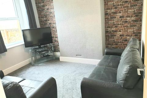 4 bedroom private hall to rent, Clarence Street, Lancaster LA1