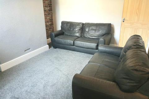 4 bedroom private hall to rent, Clarence Street, Lancaster LA1