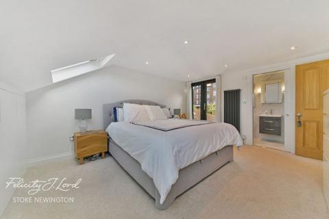 158 Vartry Road, London, N15 6HA