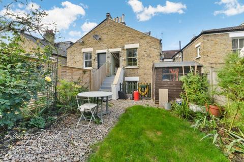 158 Vartry Road, London, N15 6HA