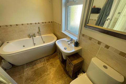 7 Dene Grove, Darlington, DL3 9LU