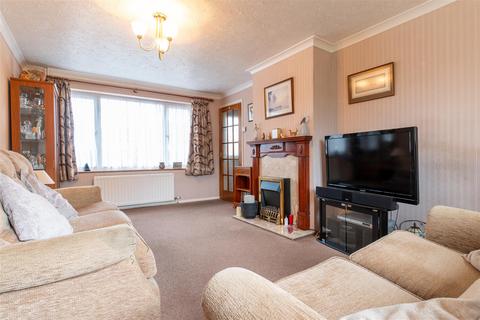 3 bedroom end of terrace house for sale, Kingfisher Road, Larkfield