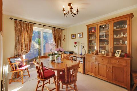 3 bedroom detached house for sale, Meadow Rise, Horam, TN21