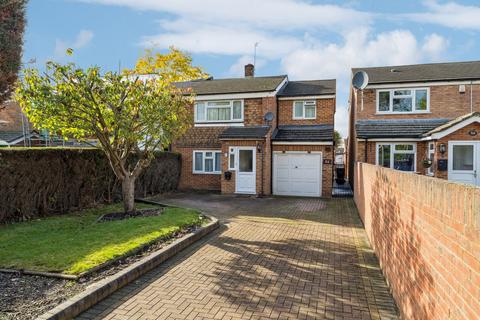 4 bedroom semi-detached house for sale, Station Road, Langley SL3