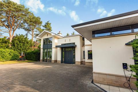 6 bedroom detached house for sale, Torkington Road, Wilmslow SK9