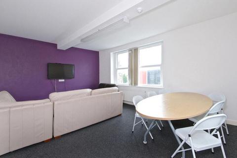 8 bedroom private hall to rent, Cable Street, Lancaster LA1