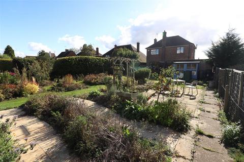 42 Gipsy Lane, Irchester, Wellingborough, NN29 7DL