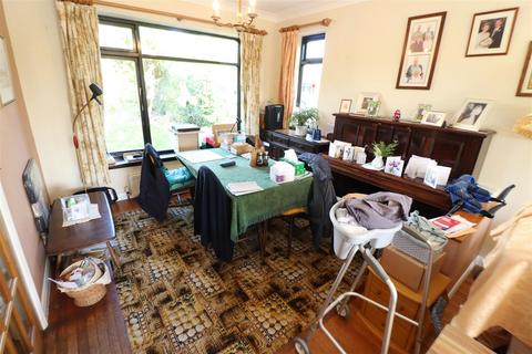 42 Gipsy Lane, Irchester, Wellingborough, NN29 7DL