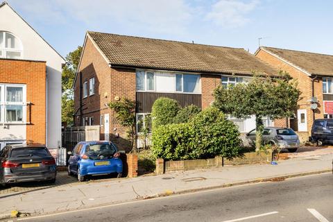 2 bedroom maisonette for sale, Tennison Road, London