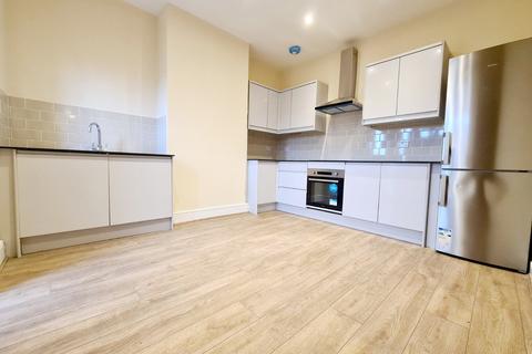 3 bedroom duplex to rent, Stockport Road, Stockport, Greater Manchester, SK3