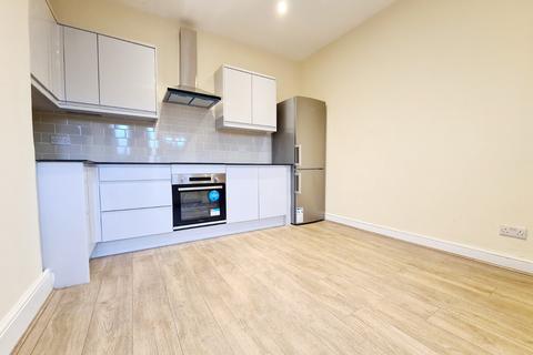 3 bedroom duplex to rent, Stockport Road, Stockport, Greater Manchester, SK3