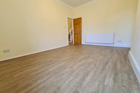 3 bedroom duplex to rent, Stockport Road, Stockport, Greater Manchester, SK3