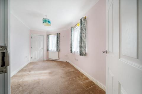 4 bedroom end of terrace house for sale, Royal Wootton Bassett,  Wiltshire,  SN4